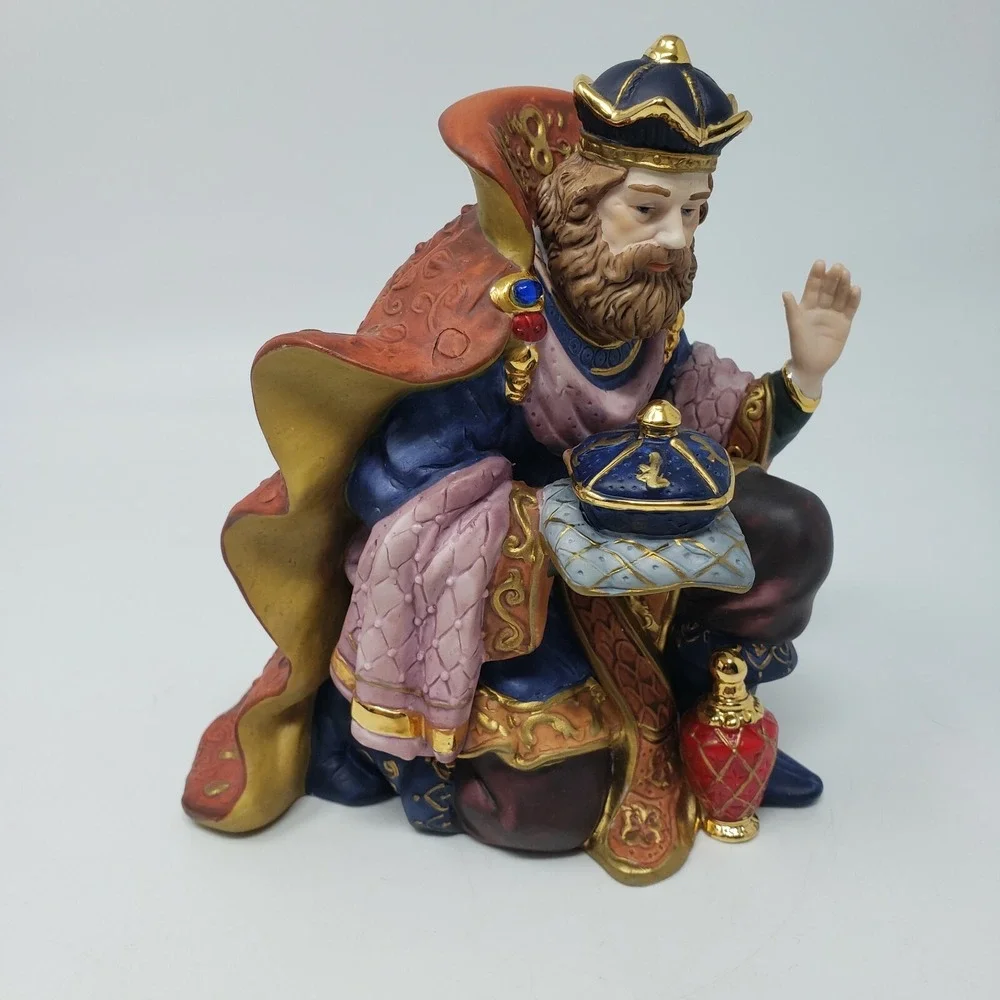 Kirkland Signature‎ 13 Piece Porcelain Nativity Set  #75177 Replacement Wise Man